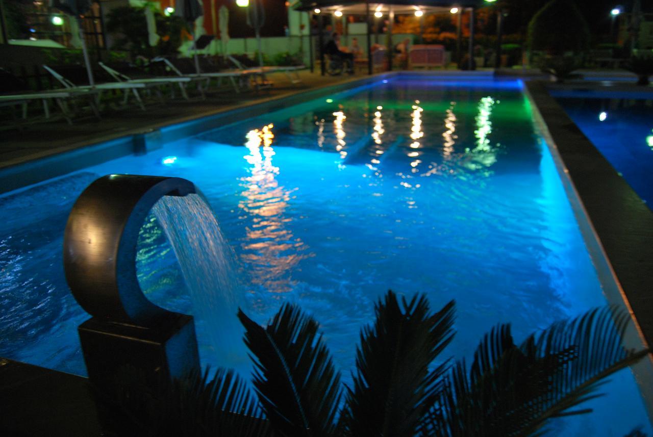 River Park Hotel อาเมเกลีย ภายนอก รูปภาพ